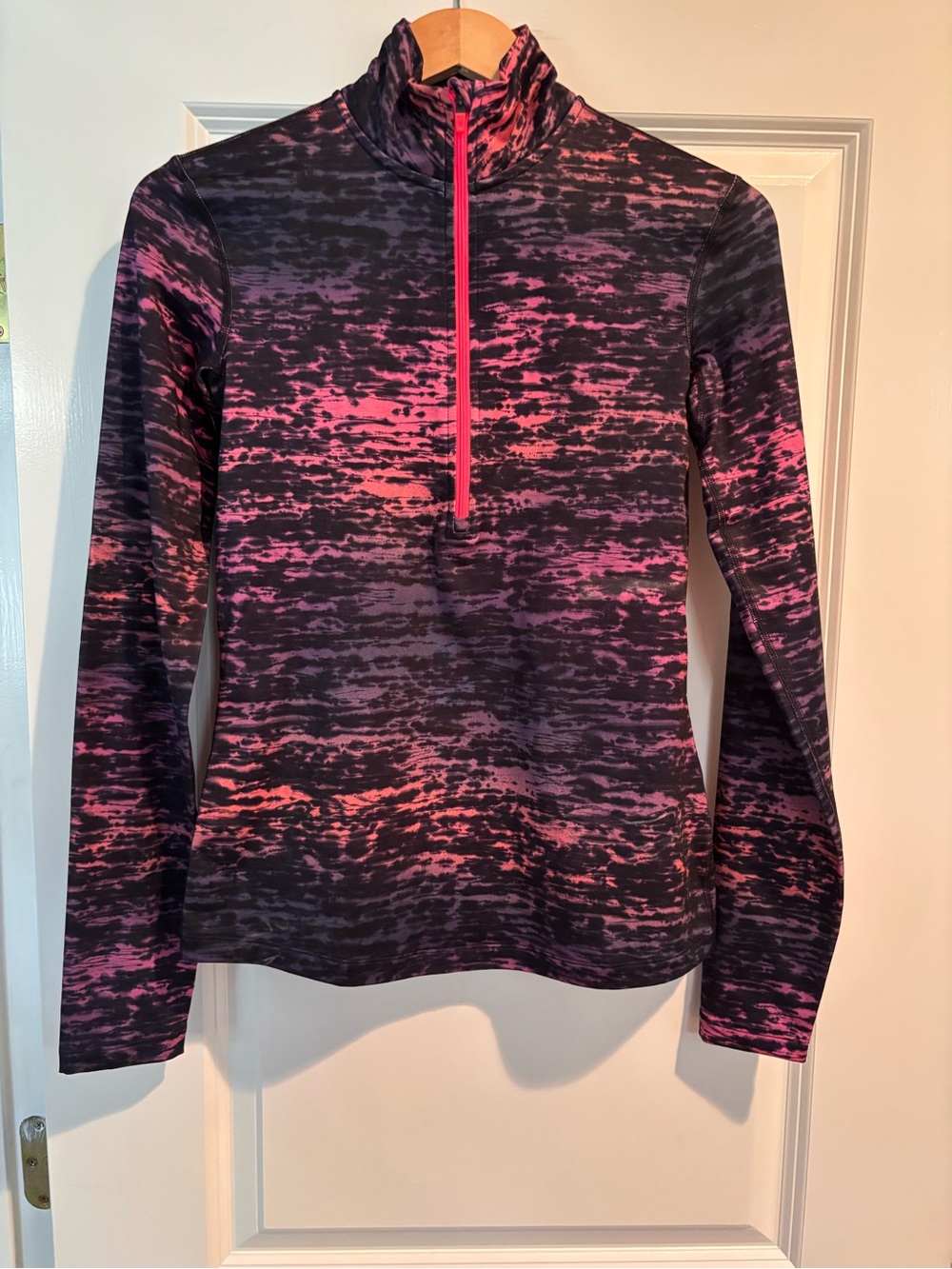 Nike Dri-FIT Women’s Half Zip Pullover Pink Black Print Small